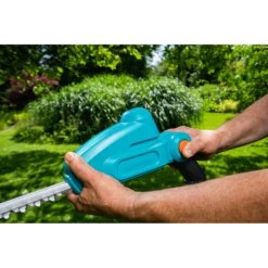 Accu Telescopische Heggenschaar THS 42/18V P4A Set - Gardena -Tuinverzorgingswinkel accu telescopische heggenschaar ths 42 18v p4a set gardena 4 7