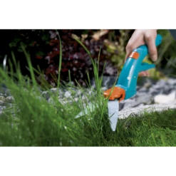 Classic Grasschaar, Draaibaar - Gardena -Tuinverzorgingswinkel classic grasschaar draaibaar gardena 3 4