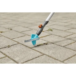 Combisysteem 2-in-1 Onkruidwieder Voor Patiou2019s - Gardena 8 Combisysteem 2-in-1 Onkruidwieder Voor Patiou2019s - Gardena -Tuinverzorgingswinkel combisysteem 2 in 1 onkruidwieder voor patios gardena 3 2
