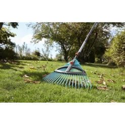 Combisysteem Kunststof Bladhark, Verstelbaar Met Steel - 35cm - Gardena 9 Combisysteem Kunststof Bladhark, Verstelbaar Met Steel - 35cm - Gardena -Tuinverzorgingswinkel combisysteem kunststof bladhark verstelbaar met steel 35cm gardena 4 5