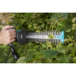 Elektrische Heggenschaar EasyCut 420/45 - Gardena -Tuinverzorgingswinkel elektrische heggenschaar easycut 420 45 gardena 4 7