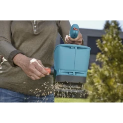 Handstrooier - M - Gardena 9 Handstrooier - M - Gardena -Tuinverzorgingswinkel handstrooier m gardena 3 4