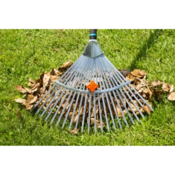 Natureline Verstelbere Bladhark - Gardena -Tuinverzorgingswinkel natureline verstelbere bladhark gardena 3 10