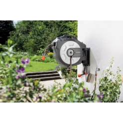 Roll-up Auto Met Broes - 35m - Wit - Gardena 9 Roll-up Auto Met Broes - 35m - Wit - Gardena -Tuinverzorgingswinkel roll up auto met broes 35m wit gardena 3 9