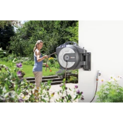 Roll-up Auto Met Broes - 35m - Wit - Gardena 11 Roll-up Auto Met Broes - 35m - Wit - Gardena -Tuinverzorgingswinkel roll up auto met broes 35m wit gardena 5 9