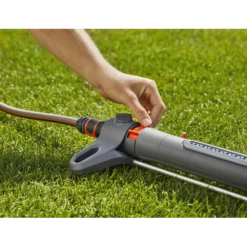 Zwenksproeier AquaZoom - S - Gardena -Tuinverzorgingswinkel zwenksproeier aquazoom s gardena 3 8